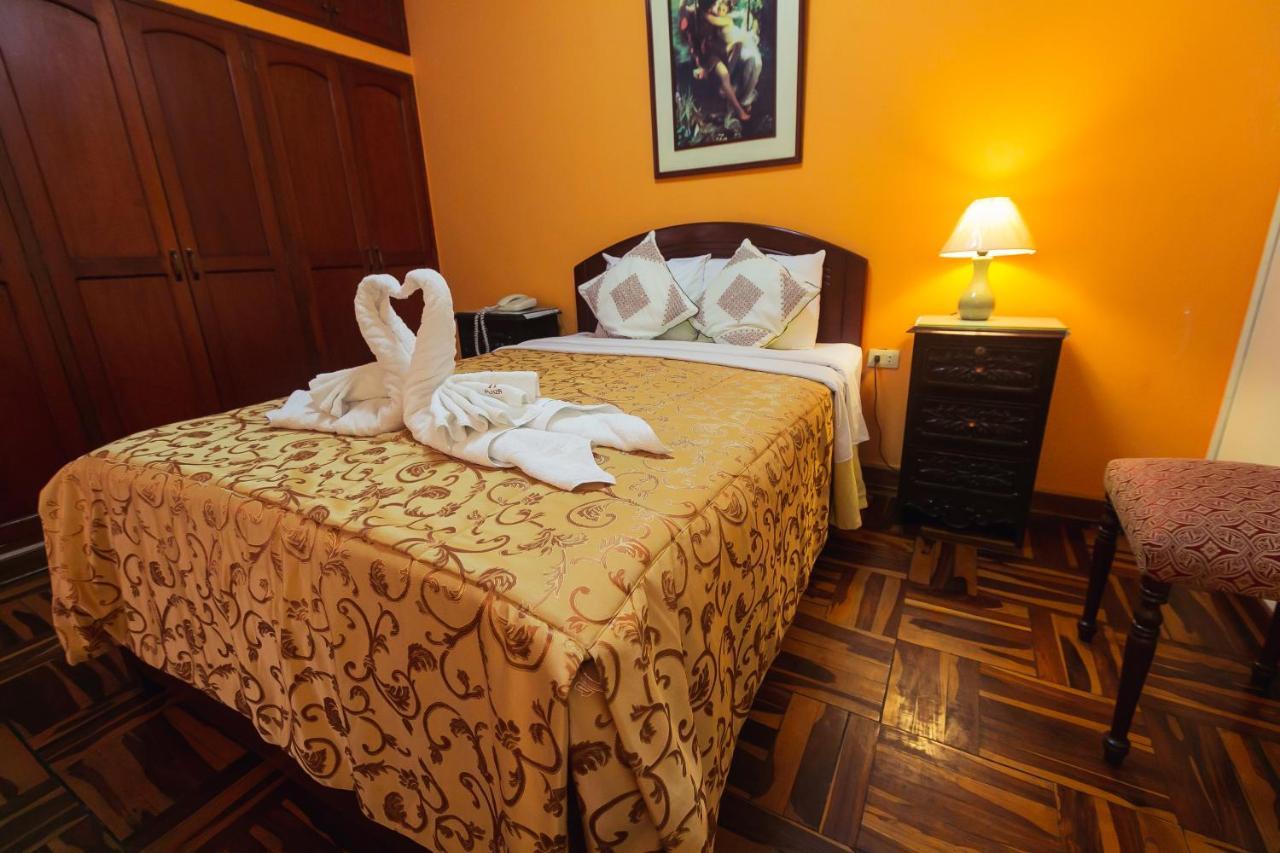 Hotel Suite Plaza Trujillo Exteriör bild
