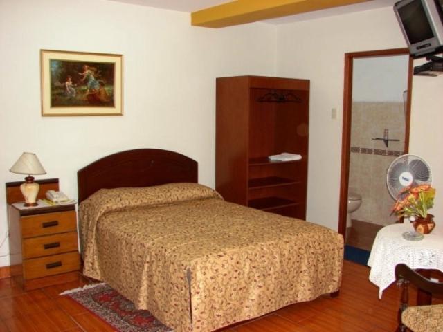 Hotel Suite Plaza Trujillo Rum bild
