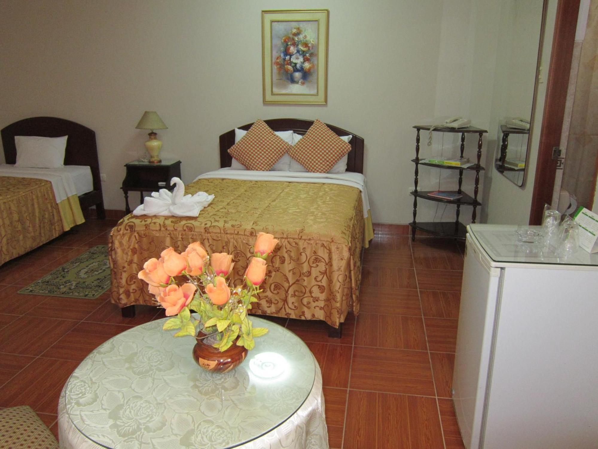 Hotel Suite Plaza Trujillo Exteriör bild