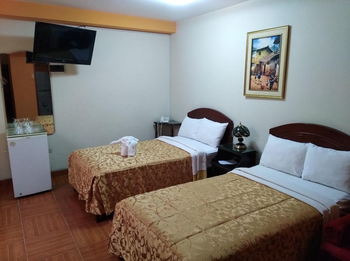 Hotel Suite Plaza Trujillo Exteriör bild